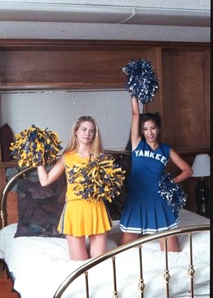 Lovelycheerleaders Model