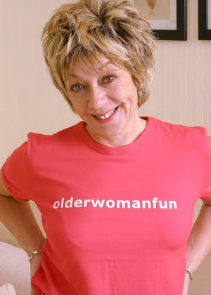 Olderwomanfun Model