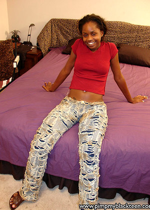 Pimpmyblackteen Model