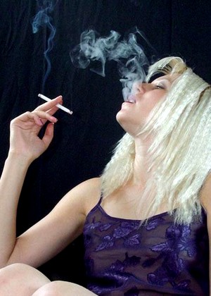 Smokingdivas Model